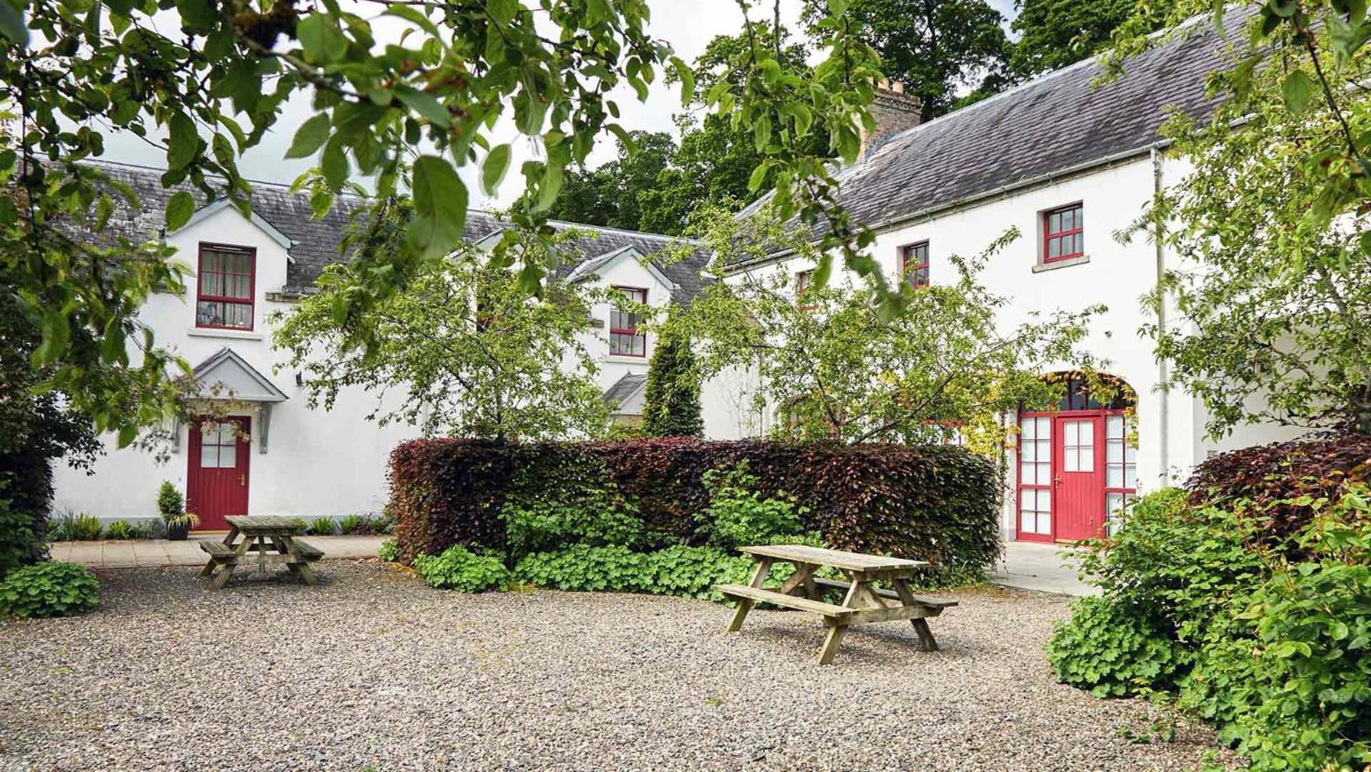 Old Stable Mews Castle Leslie Villa Glaslough Ngoại thất bức ảnh